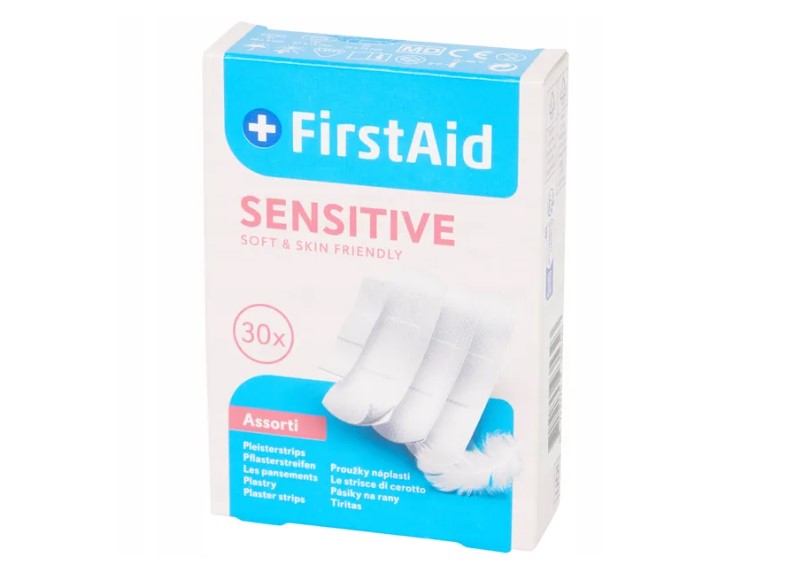 Набір пластирів FIRST AID Sensitive 30 шт.