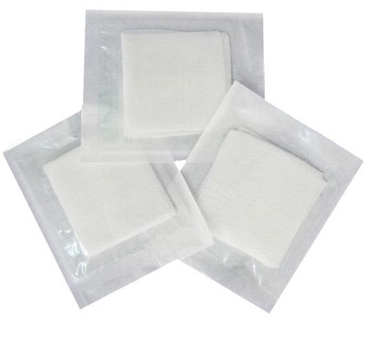 Стерильний нетканий компрес 4Вт 7,5*7,5см 2шт блістер