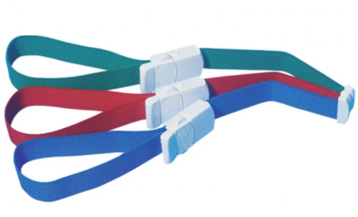 Автоматична станція червоного кольору